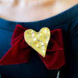 Broche Corazón Arrugado Oro