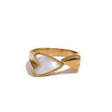 Anillo Corazón Madreperla oro