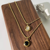 Collar Dark Moon oro