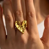 Anillo Corazón Arrugado Oro
