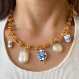 Collar Charms Cerámica Nudos oro