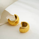 Pendiente maxi croissant oro