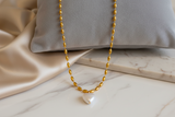Collar Corazón Perla  Oro