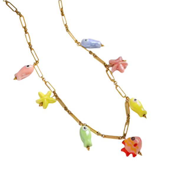 Collar Charms Pescaditos Cerámica Colores oro