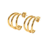 Pendiente triple oro