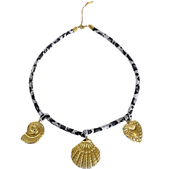Collar Cordón Print Charms Caracola oro