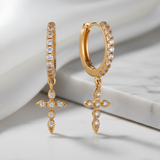 Pendientes Brillos Cruz  Oro